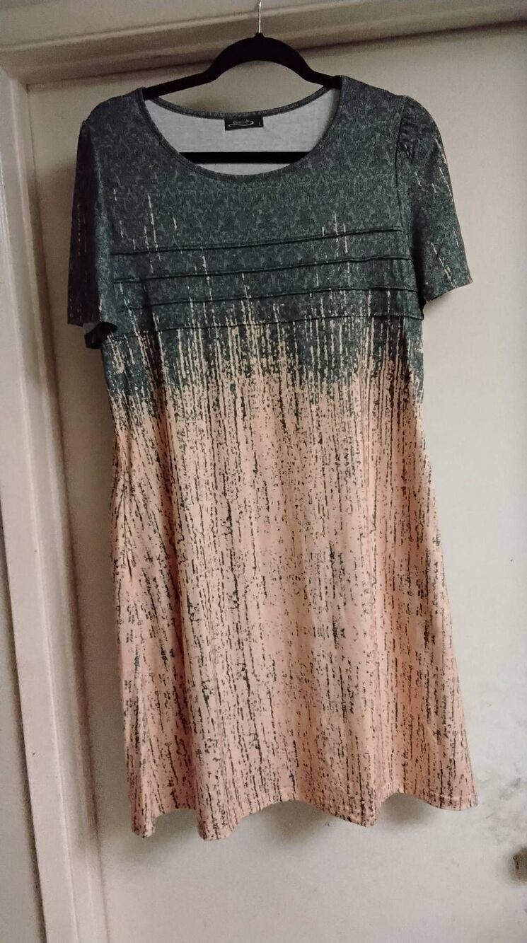 NWOT~Slate Gray & Peach Soft Knit Summer Above Knee Dress Sz Large